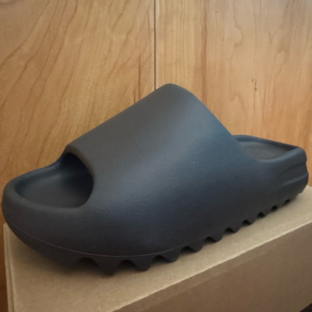 Adidas Yeezy Onyx Slide Sandals